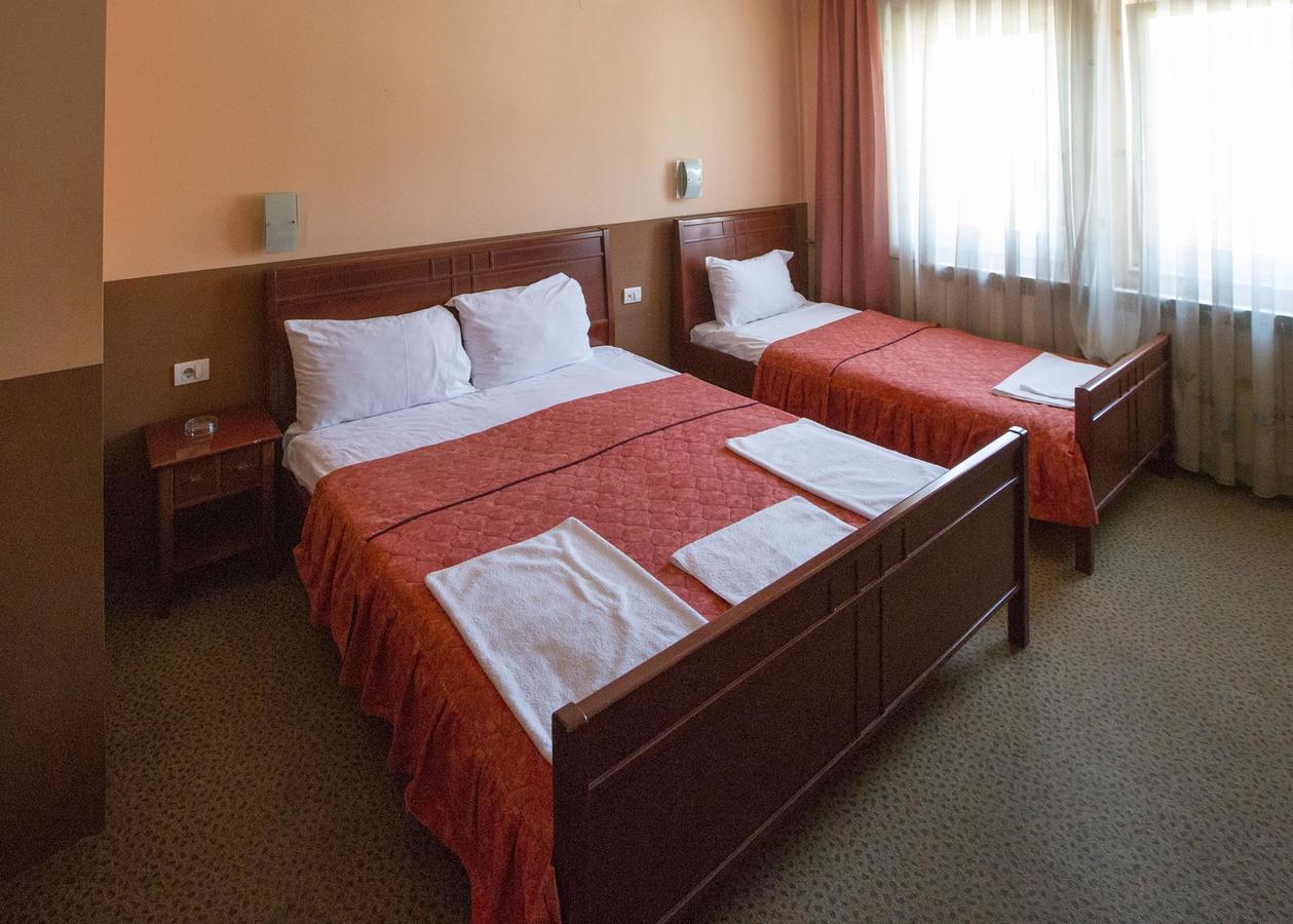 Hotel Atlas Novi Pazar Exterior foto