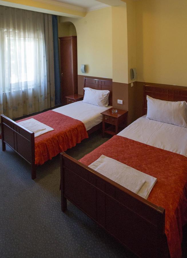 Hotel Atlas Novi Pazar Exterior foto